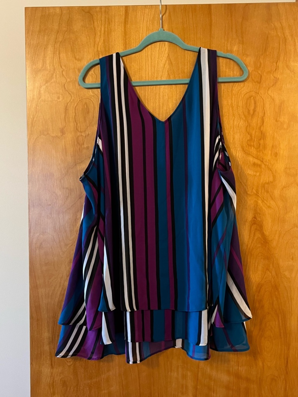 Lane Bryant Lightweight Tunic Top Vertical Stripes Sleeveless Blouse Size 28